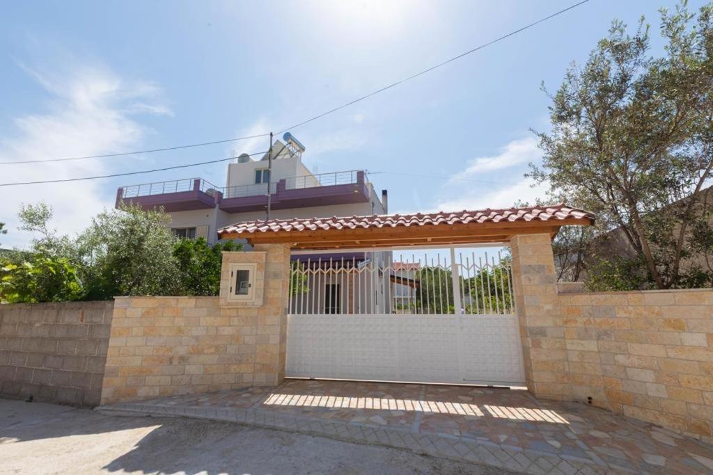 Premier Guest House Vlore Exterior photo